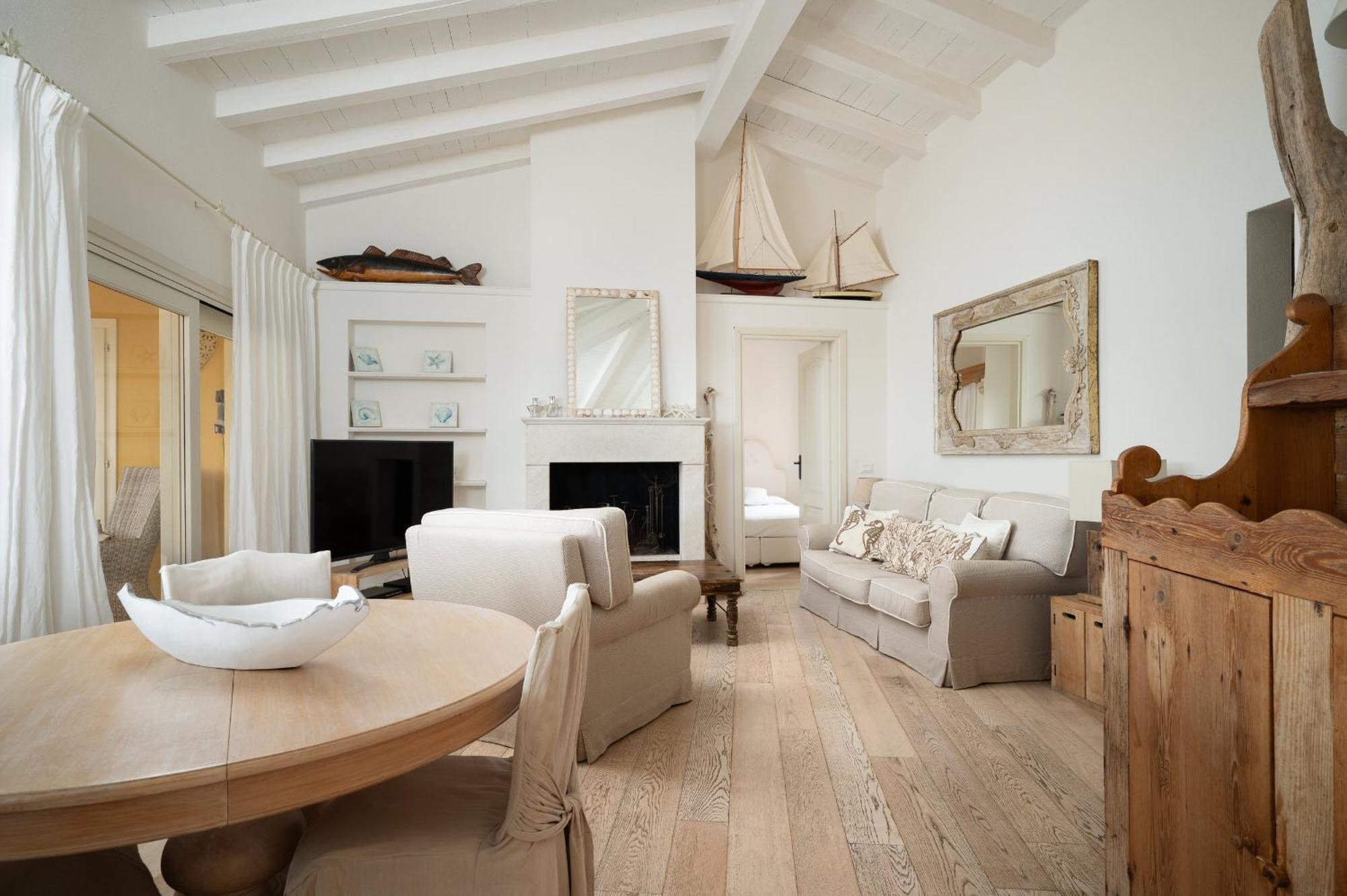 S'Abba Seafront Apartments - Your House In Sardinia Golfo Aranci Esterno foto