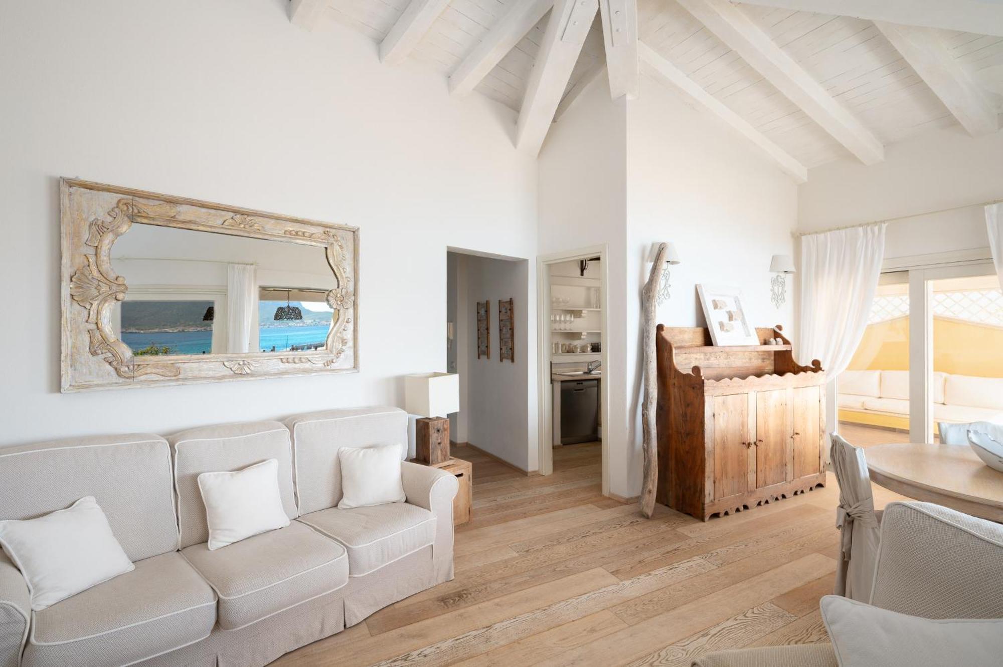 S'Abba Seafront Apartments - Your House In Sardinia Golfo Aranci Esterno foto